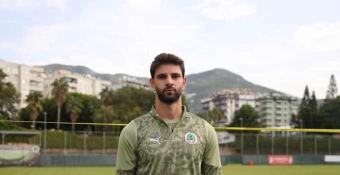 Trabzonspor’un yeni stoperi Süper Lig’den!